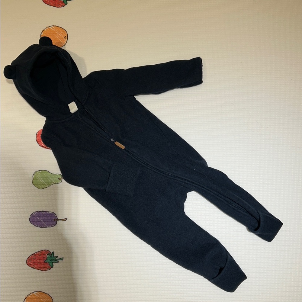 H&M | Bear Fleece